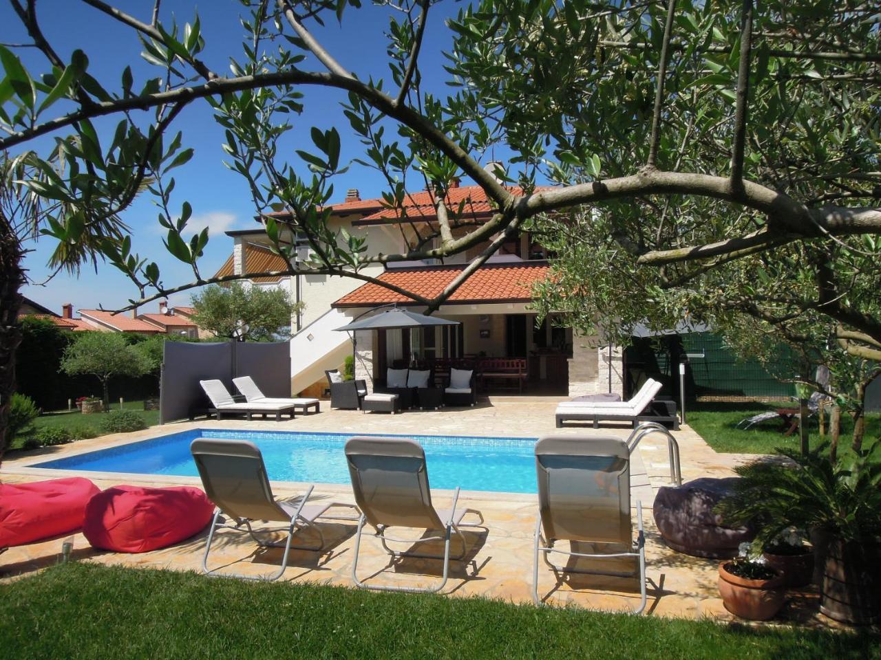 Holiday Home Villa Ivan أوماغ المظهر الخارجي الصورة